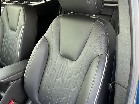 Used 2024 Buick Encore GX Avenir AWD/4WD image 10