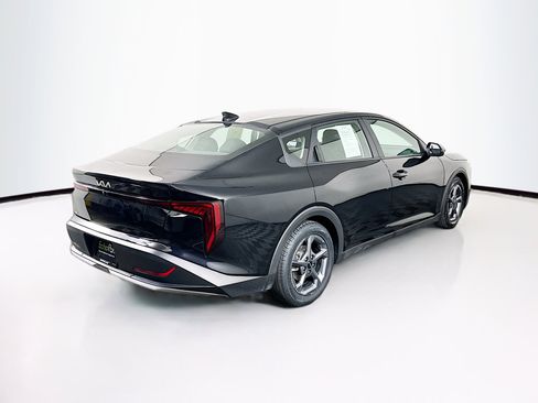 Used 2025 Kia K4 LXS image 9