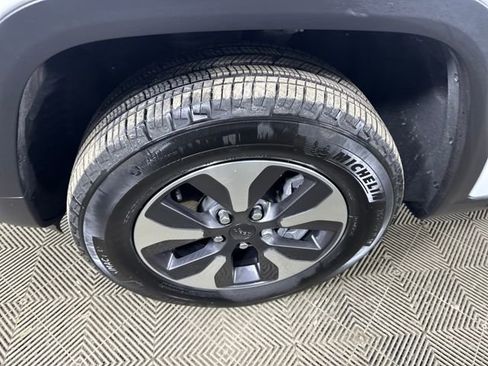 Used 2023 Jeep Grand Cherokee 4WD 4xe image 10