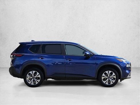 Used 2023 Nissan Rogue SV AWD/4WD image 4