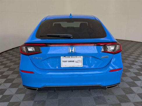 Used 2024 Honda Civic Sport Touring image 6