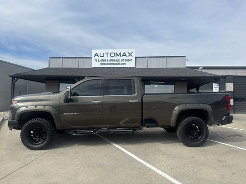 Used 2022 Chevrolet Silverado 2500 High Country w/ Safety Package II AWD/4WD image 9