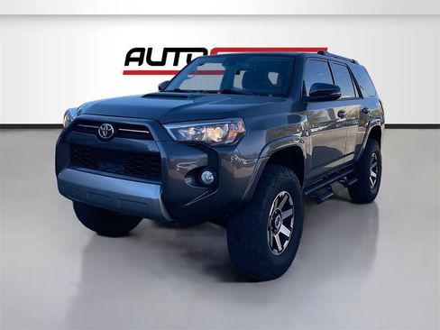 Used 2020 Toyota 4Runner TRD Off-Road Premium image 3