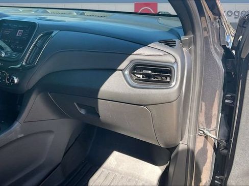 Used 2022 Chevrolet Equinox RS w/ RS Leather Package AWD/4WD image 26