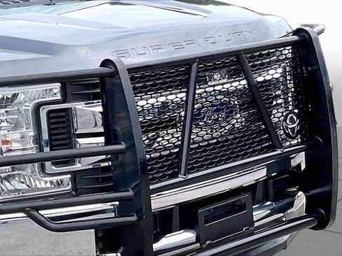 Used 2019 Ford F250 XL w/ STX Appearance Package AWD/4WD image 26
