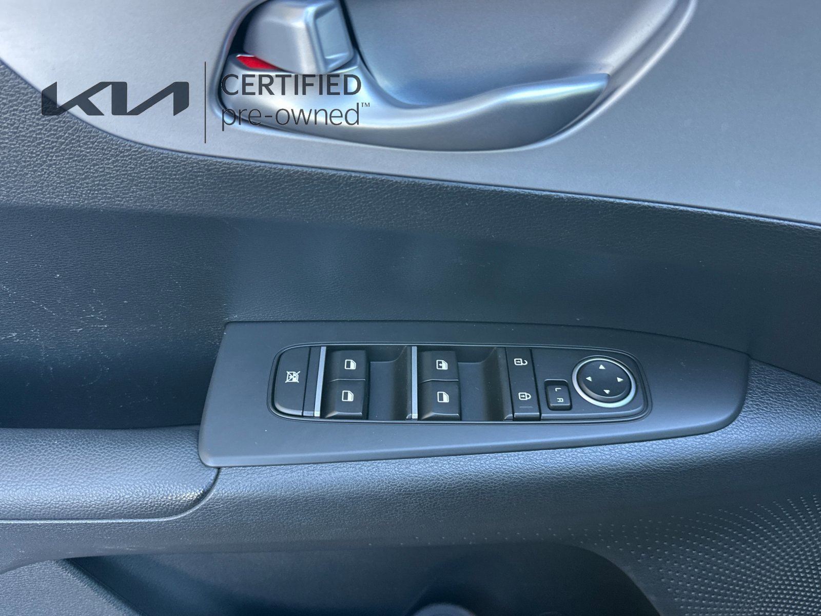 Certified 2024 Kia Forte LXS FWD image 12