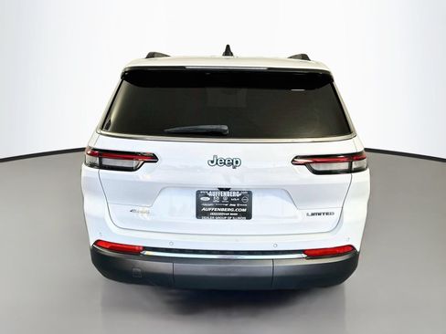 Used 2023 Jeep Grand Cherokee L Limited AWD/4WD image 6