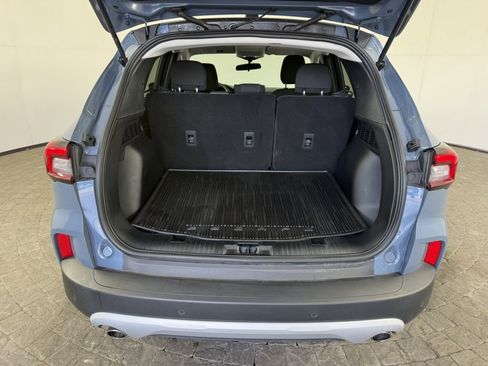 Certified 2025 Ford Escape Active w/ Tech Pack #1 FWD image 7