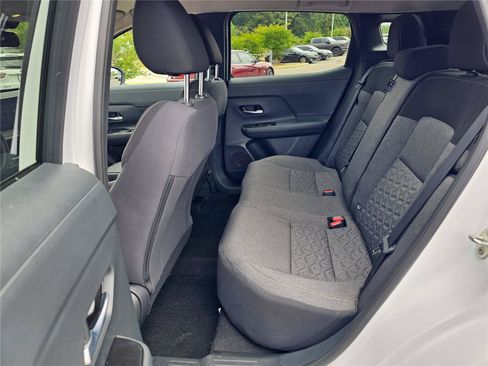 Used 2026 Nissan Kicks SV FWD image 29
