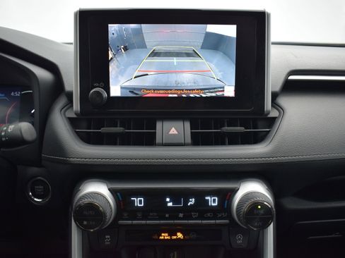 Used 2024 Toyota RAV4 XLE FWD image 15
