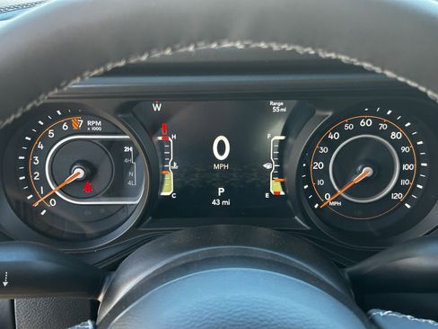 New 2025 Jeep Gladiator Rubicon w/ Convenience Group image 22