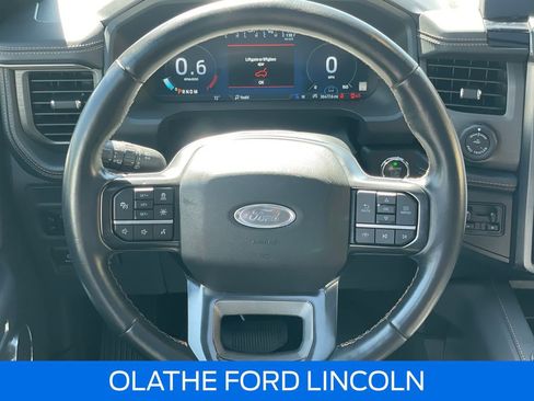 Used 2024 Ford Expedition Max Platinum AWD/4WD image 17