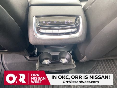 Used 2023 Cadillac XT6 Sport image 18