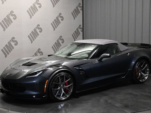 Used 2017 Chevrolet Corvette Grand Sport RWD image 1