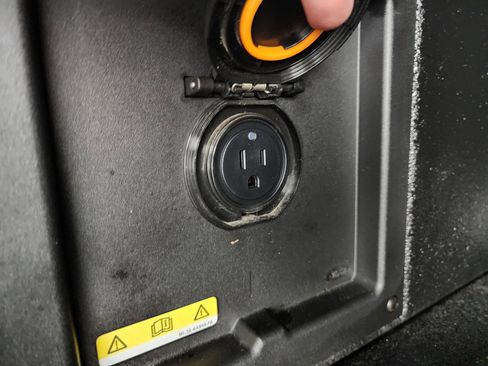 Used 2023 Ford F150 XLT w/ Equipment Group 302A High image 33