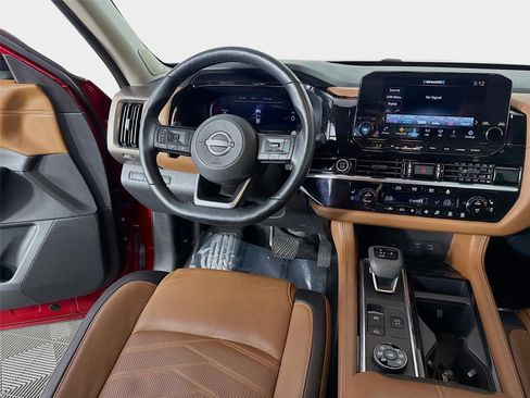 Certified 2023 Nissan Pathfinder Platinum AWD/4WD image 24
