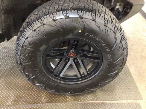 Used 2016 Jeep Wrangler Unlimited Sport AWD/4WD image 19