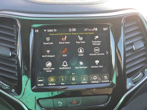 Used 2019 Jeep Cherokee Limited image 25