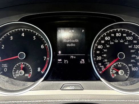 Used 2015 Volkswagen Golf S FWD image 15
