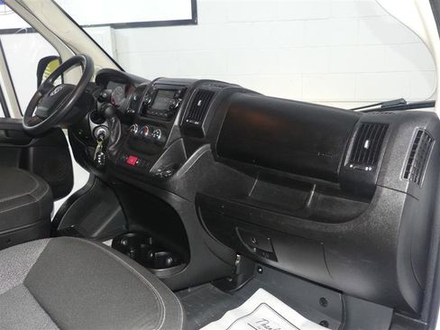 Used 2018 RAM ProMaster 2500 w/ Premium Appearance Group image 21