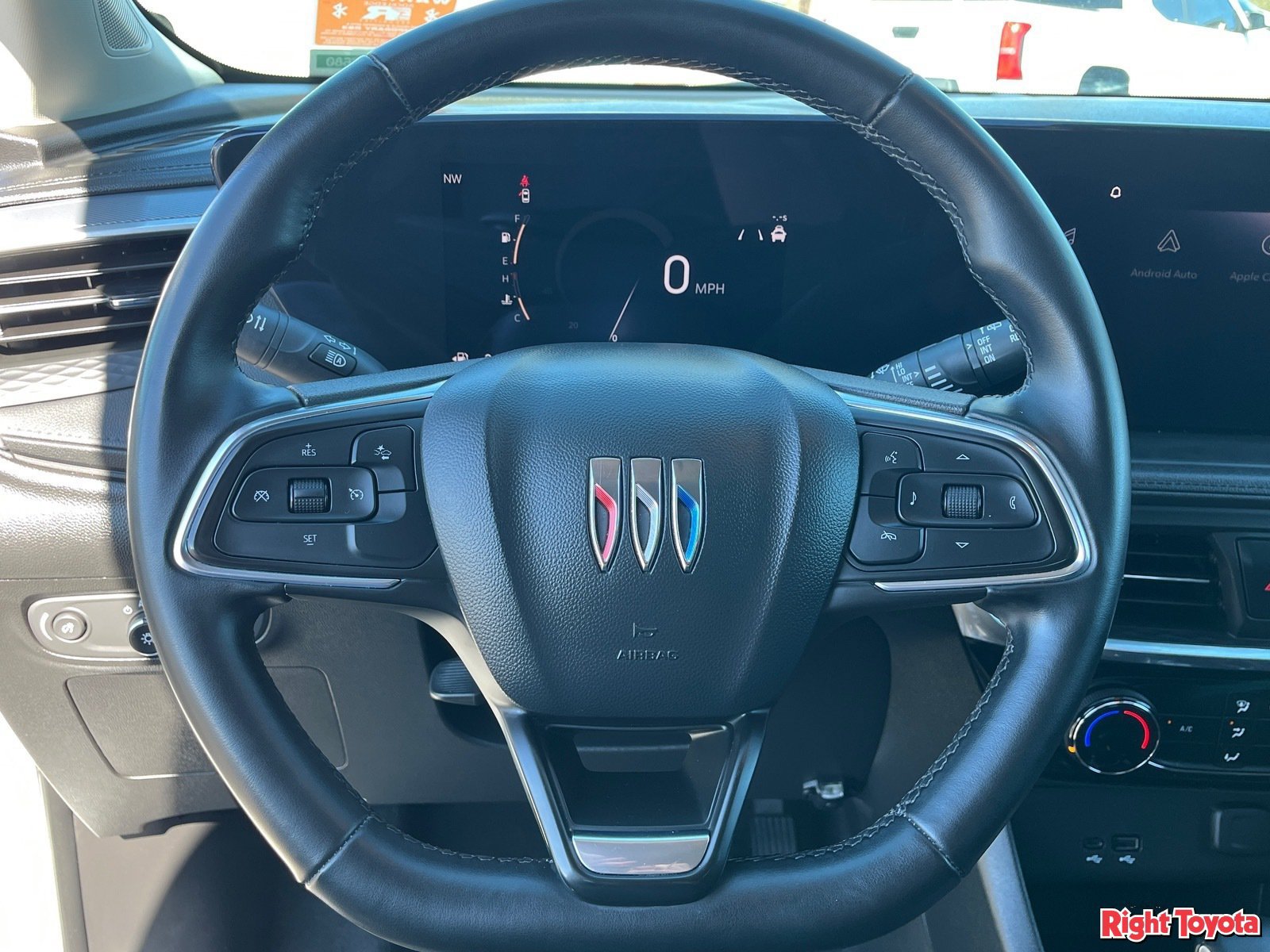 Used 2024 Buick Encore GX Sport Touring FWD image 21