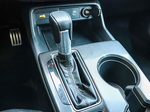 Certified 2025 Honda Civic Sport image 26
