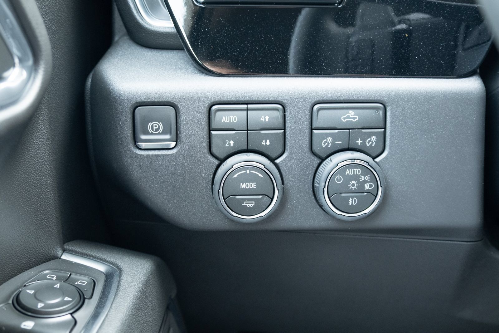 New 2026 Chevrolet Silverado 1500 RST w/ Convenience Package II AWD/4WD image 10
