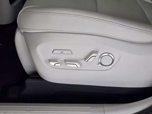 New 2026 Hyundai Ioniq 9 Calligraphy image 21