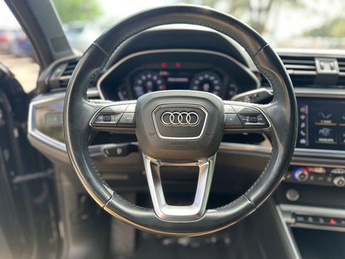 Used 2020 Audi Q3 2.0T Premium w/ Convenience Package AWD/4WD image 15