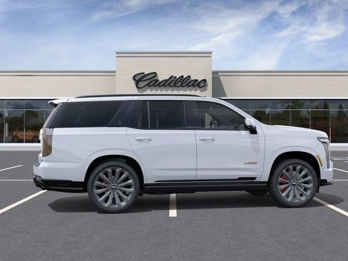 New 2026 Cadillac Escalade V w/ LPO, Floor Liner Package AWD/4WD image 5