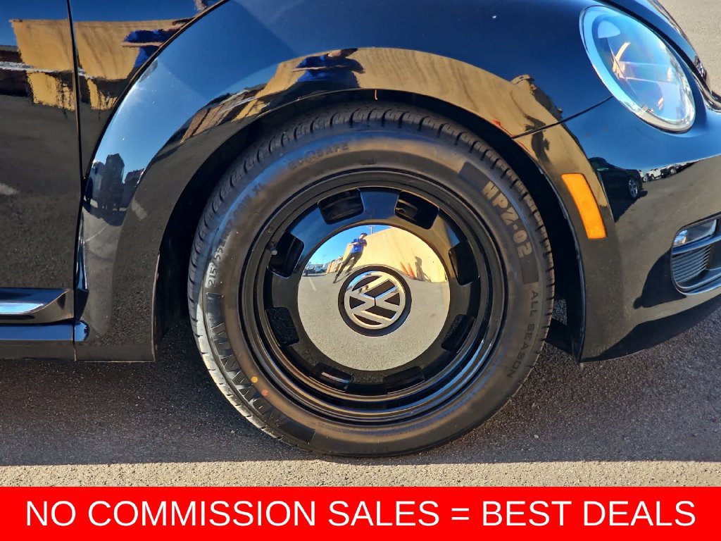 Used 2016 Volkswagen Beetle 1.8T SE FWD image 37