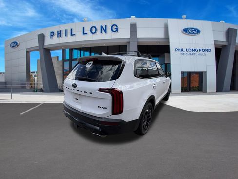 Used 2021 Kia Telluride EX w/ EX Premium Package AWD/4WD image 5