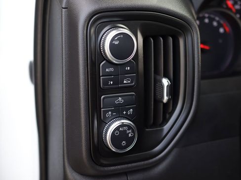 Used 2022 GMC Sierra 1500 Pro w/ Pro Value Package AWD/4WD image 10