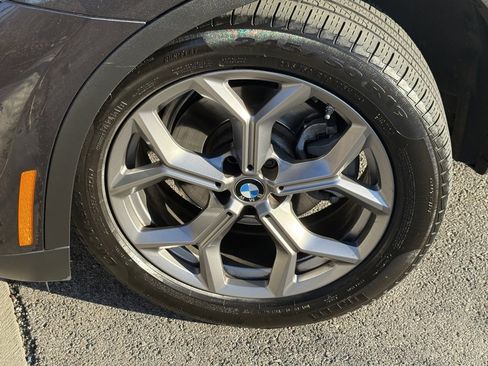 Used 2023 BMW X4 xDrive30i w/ Convenience Package image 10
