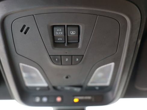 Used 2016 Chevrolet Impala LTZ w/ Enhanced Convenience Package image 36