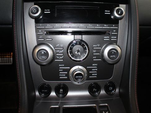 Used 2009 Aston Martin DB9 Coupe image 35