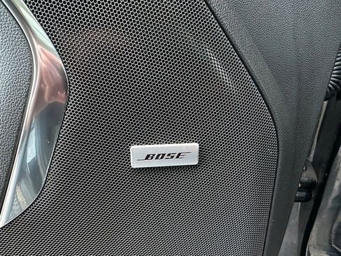 Used 2023 Chevrolet Tahoe Z71 w/ Luxury Package image 10