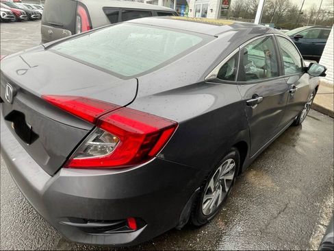 Used 2016 Honda Civic EX image 5