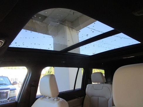 New 2025 Jeep Grand Cherokee L Limited w/ Luxury Tech Group II image 31