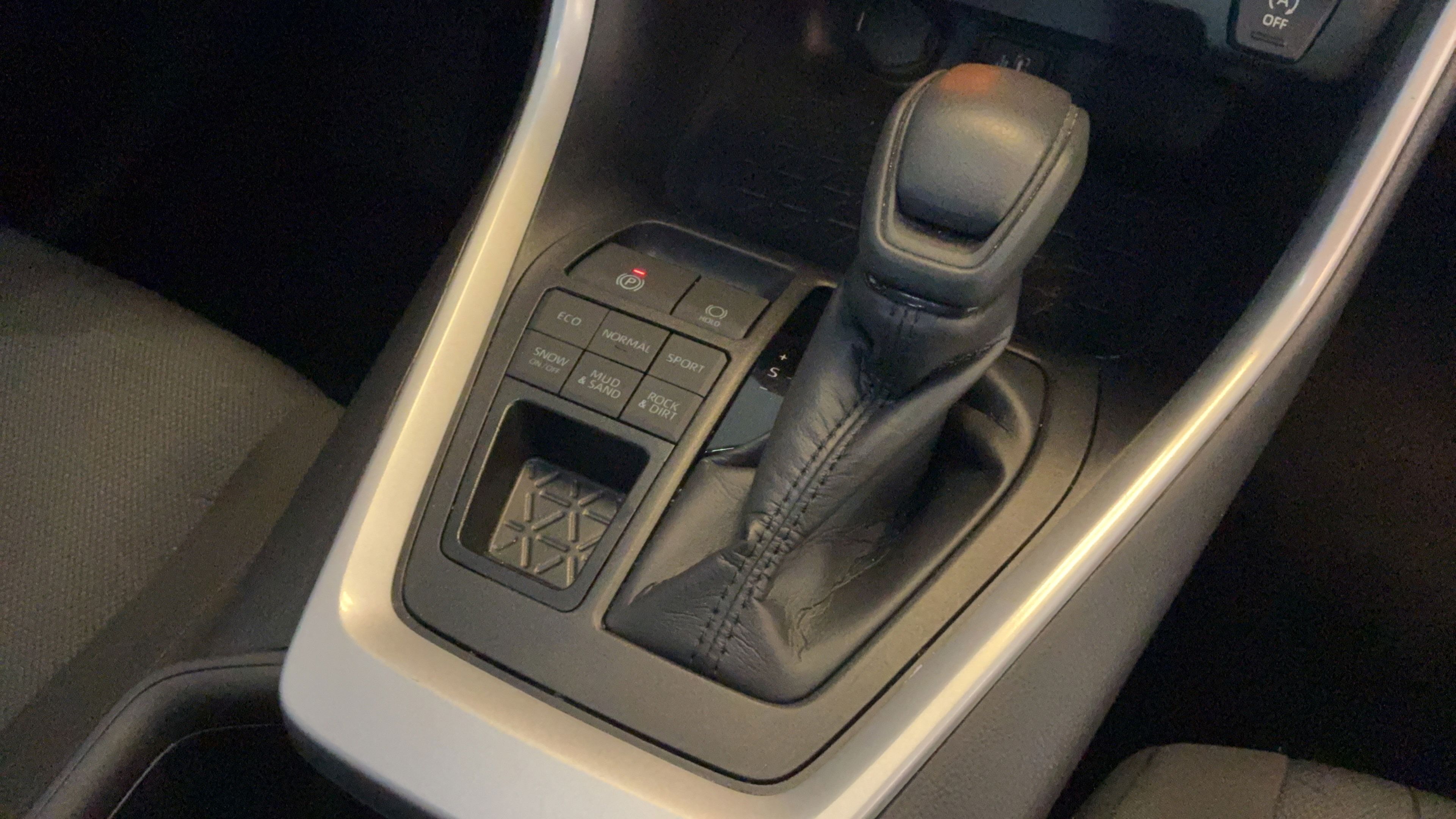 Certified 2025 Toyota RAV4 XLE AWD/4WD image 44