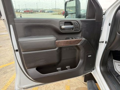 Used 2023 GMC Sierra 2500 Denali w/ Denali Ultimate Package AWD/4WD image 16