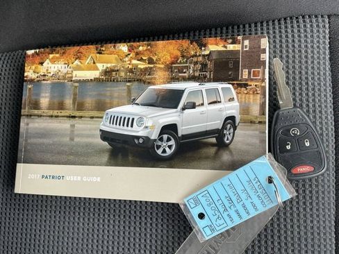 Used 2017 Jeep Patriot Latitude image 37
