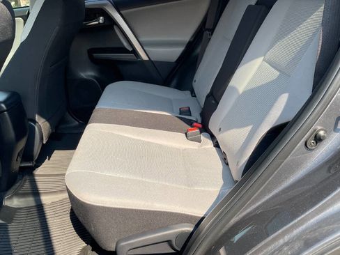 Used 2018 Toyota RAV4 XLE image 11