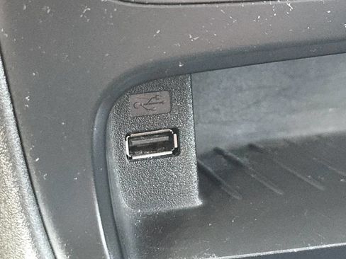 Used 2016 Ford Focus SE image 3