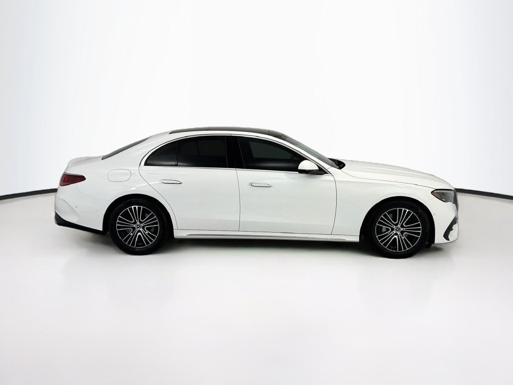 Certified 2024 Mercedes-Benz E 350 4MATIC Sedan image 4
