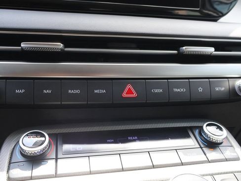 Used 2024 Hyundai Palisade SEL FWD image 56