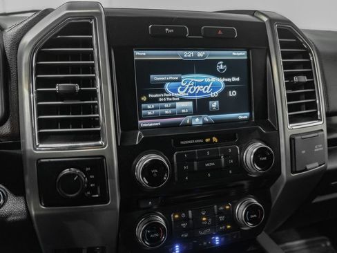 Used 2015 Ford F150 Platinum AWD/4WD image 25