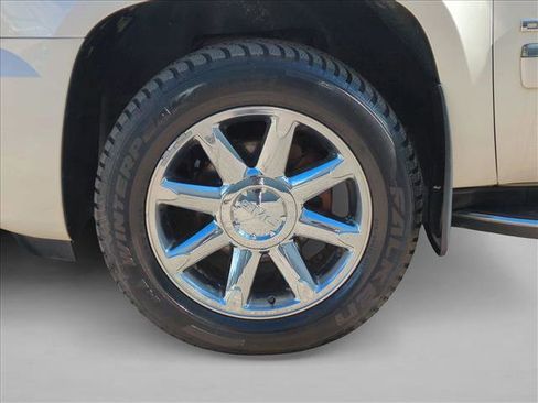 Used 2014 GMC Yukon Denali image 28