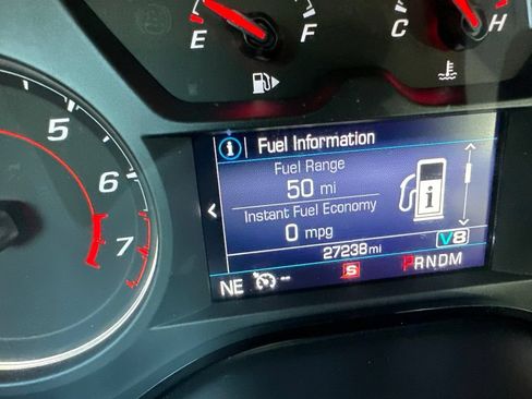 Used 2023 Chevrolet Camaro LT RWD image 17