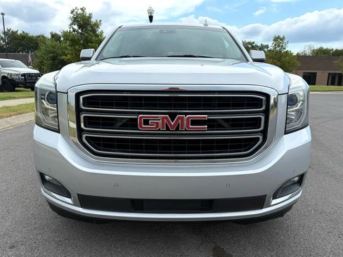 Used 2016 GMC Yukon SLT image 2